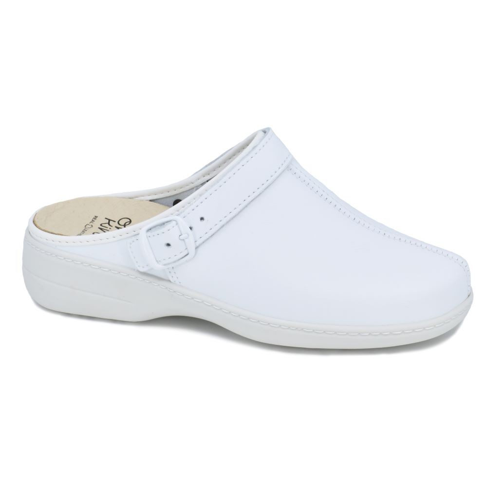 professional-sandals-white-a5ae7027.jpg