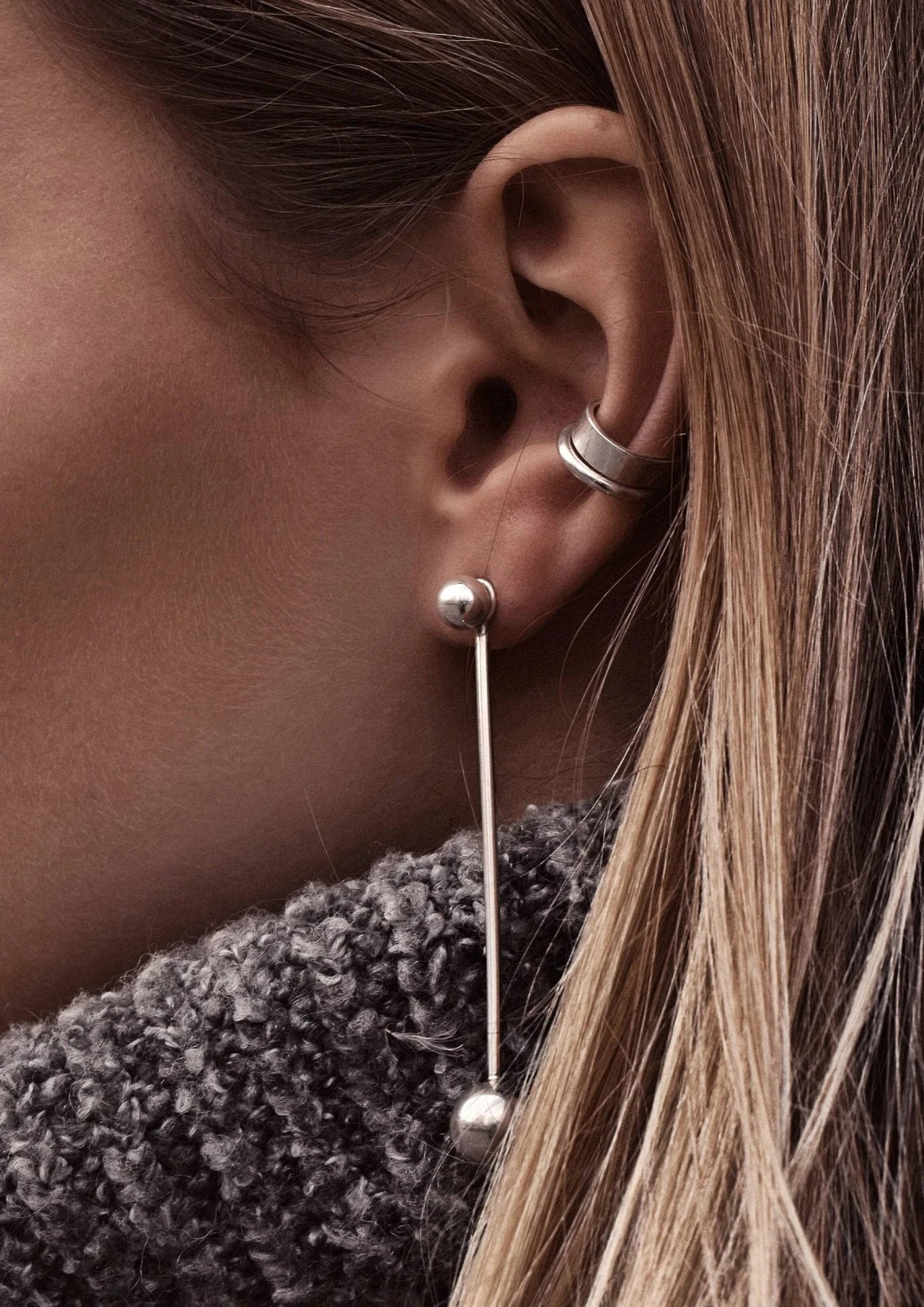 Line kõrvamansett (ear cuff) – hõbe - Pilt 4