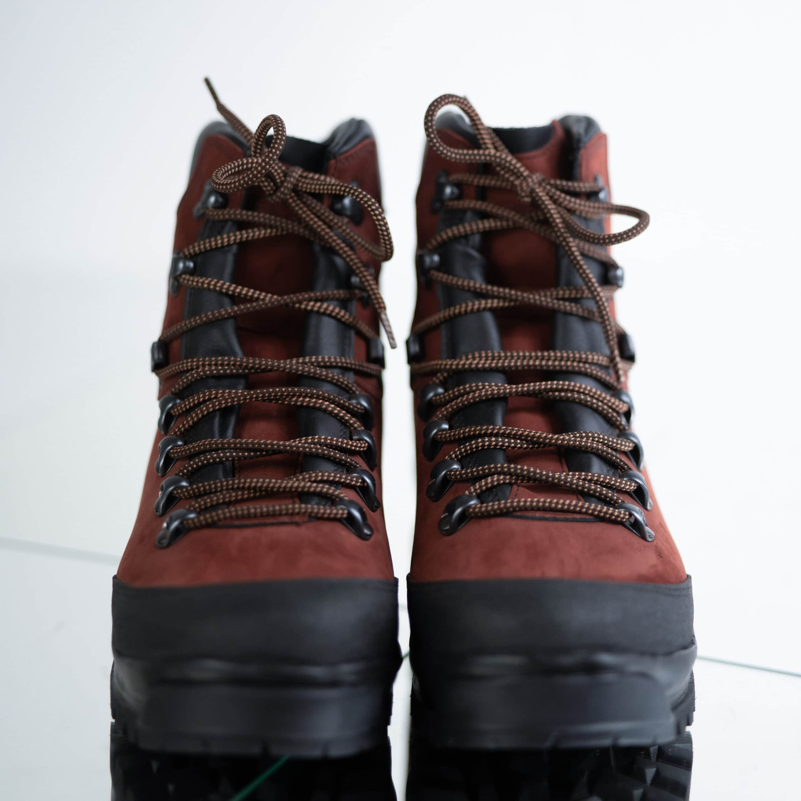 553P Rosso Aragosta matkasaapad – punased - Pilt 3