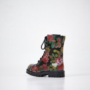 511 Red Roses saapad