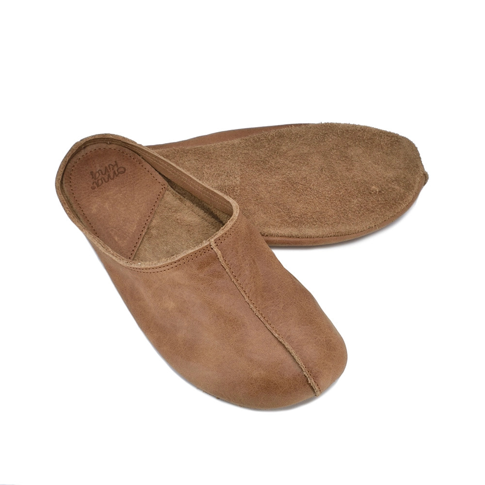 Sulbi taaskasutatud nahast sussid unisex – pruunid - Pilt 3