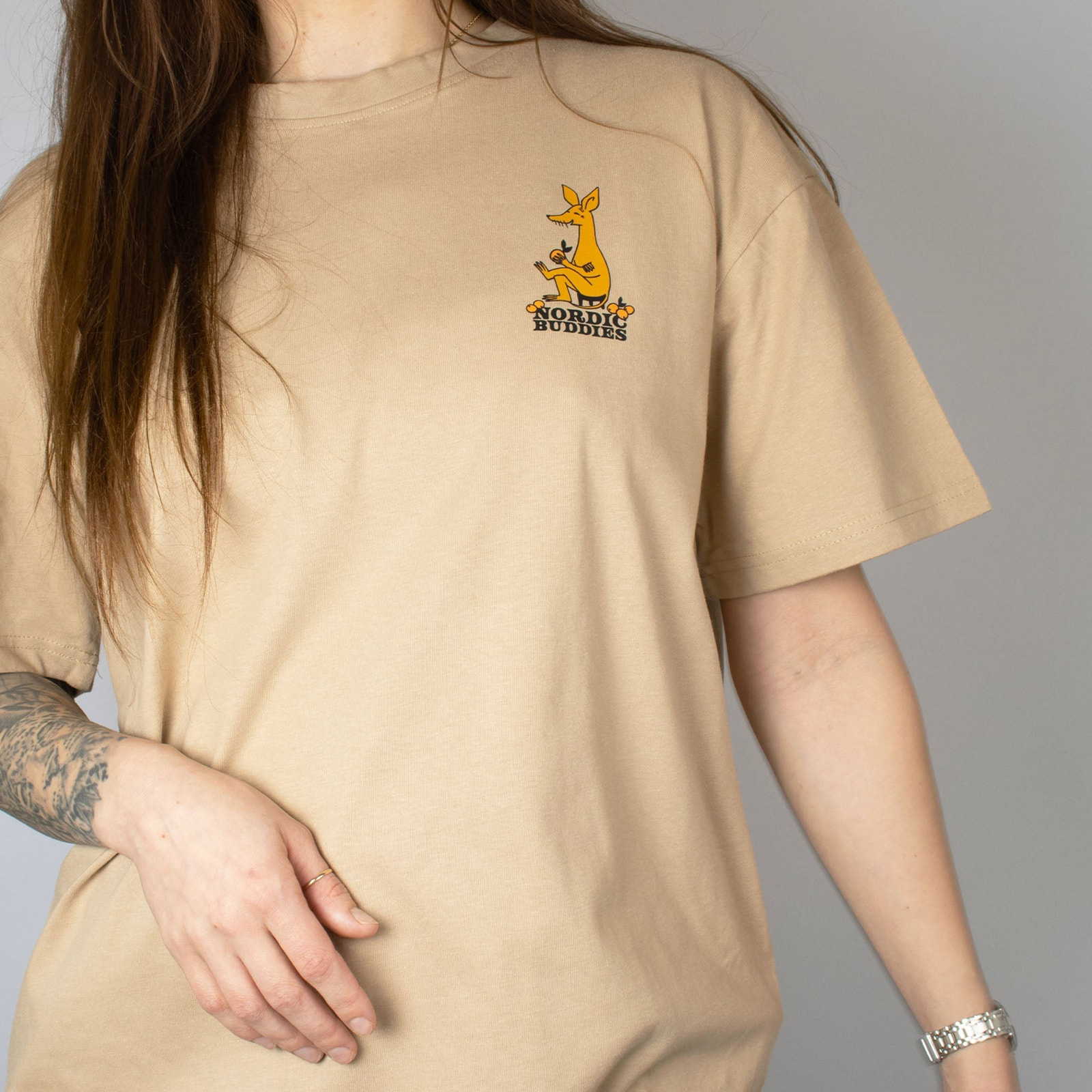 Sniffi T-särk orgaanilisest puuvillast unisex – beež - Pilt 5